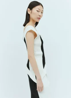 Pointed Contrast Ribbed Top