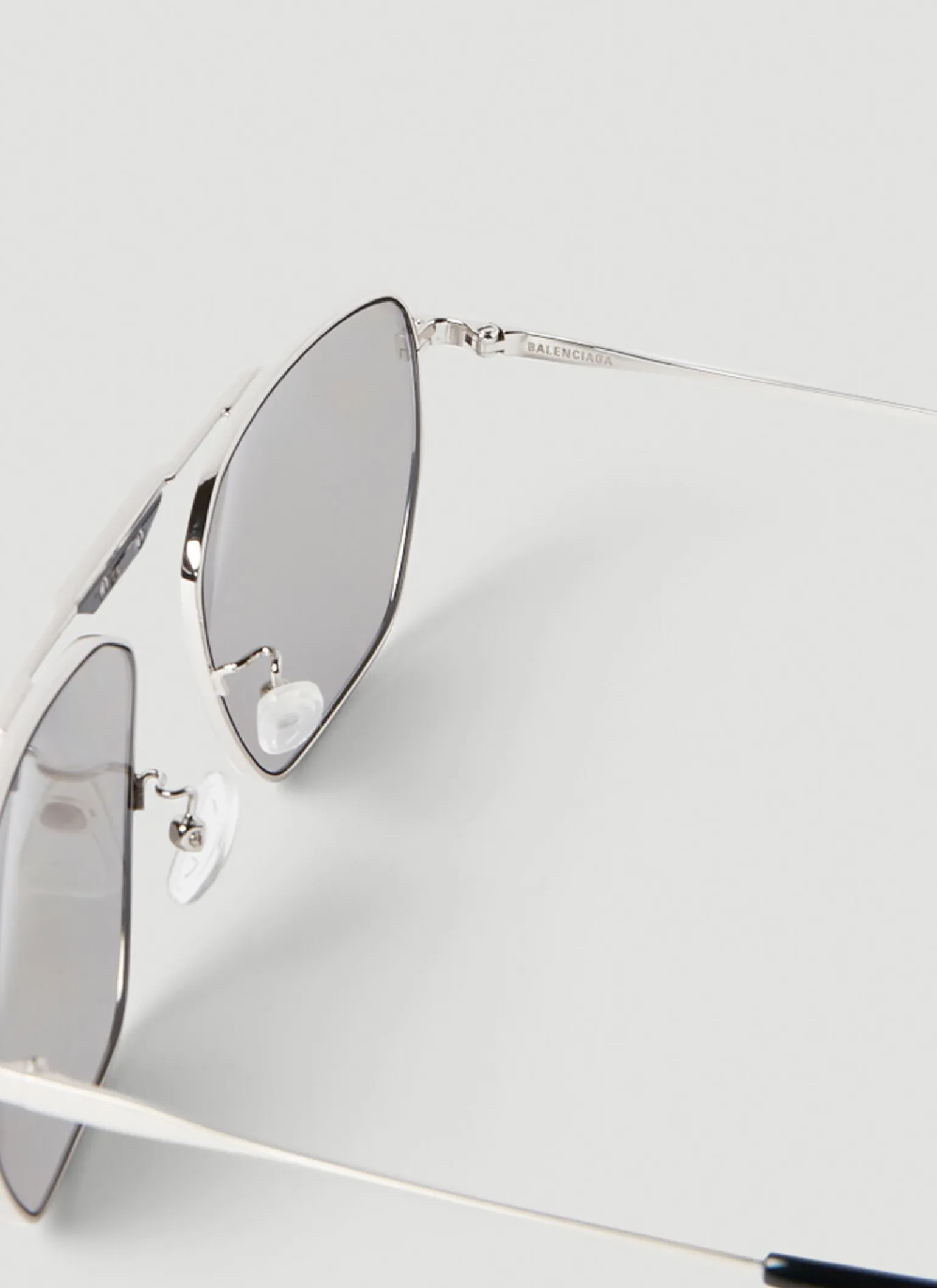 Tag 2.0 Navigator Sunglasses