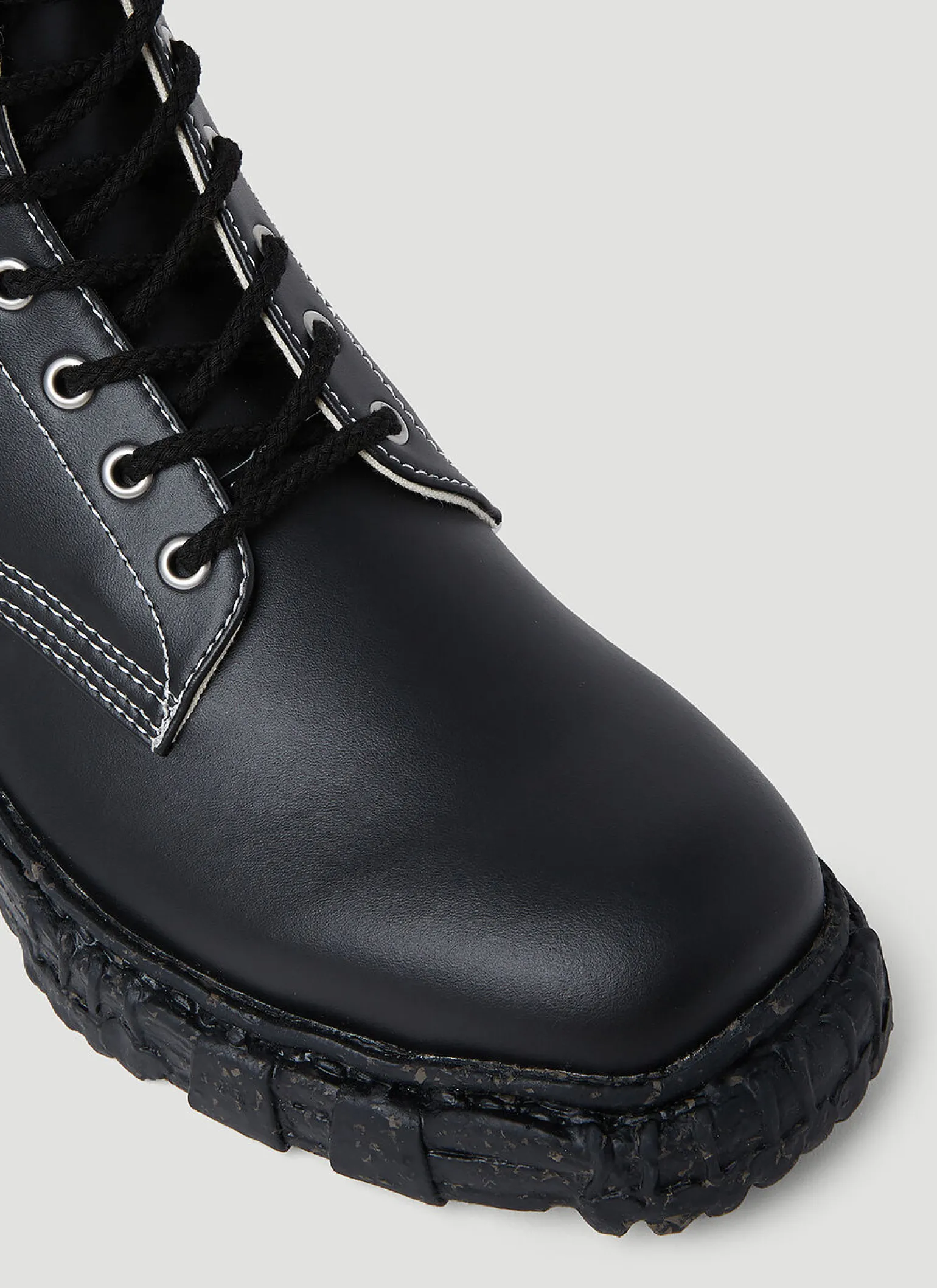Vintage-Like Sole Boots